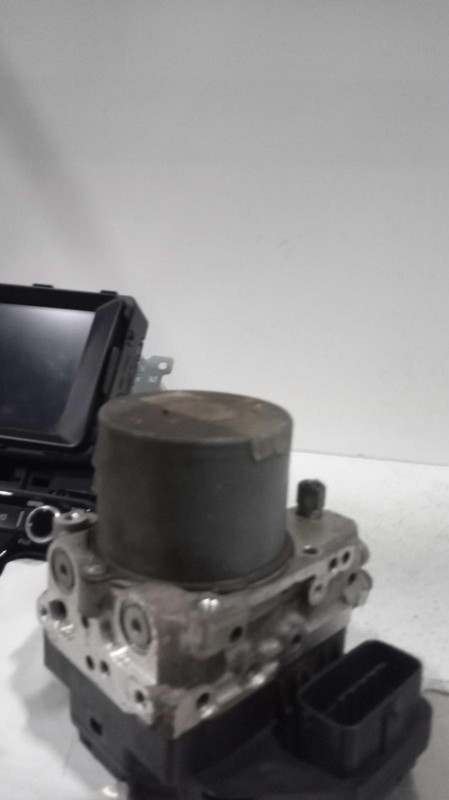 2014 Nissan Pathfinder ABS Pump & Motor Assembly OEM 476603KA1A 151K Miles