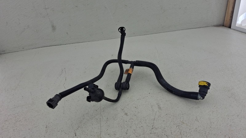 2013-2016 FORD FUSION ENGINE FUELEVAPORATOR VENT HOSE LINE PIPE OEM