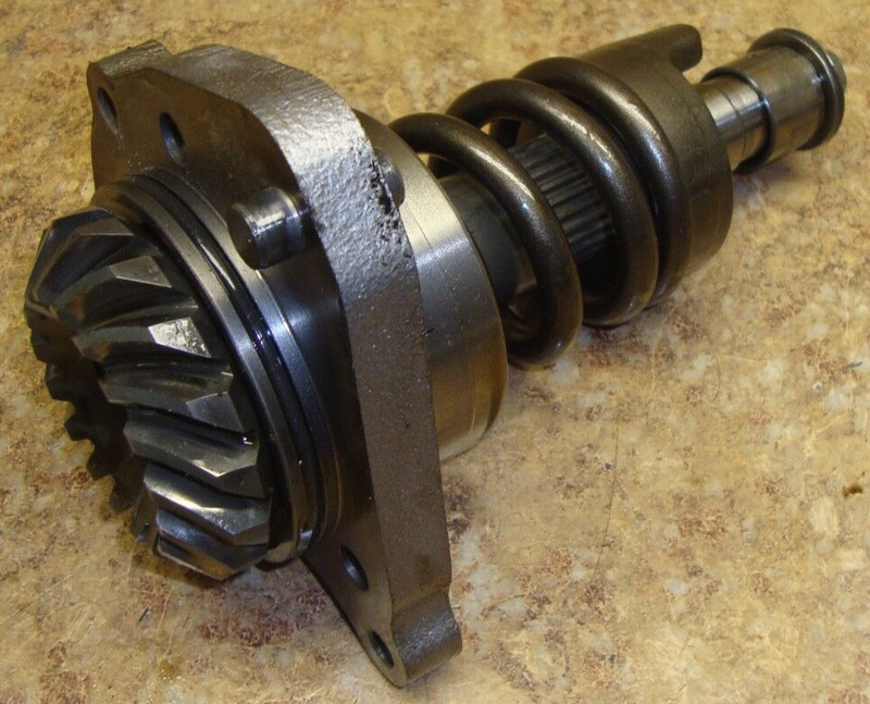 07 Honda Shadow VT1100C VT1100 VT 1100 Engine Shaft Drive Bevel Transfer Output