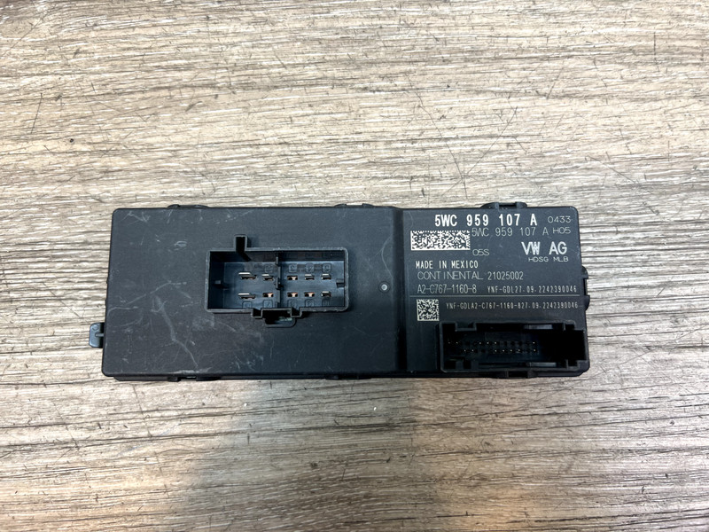 2023-2024 Volkswagen Control Module OEM Part# 4WC.959.107.A