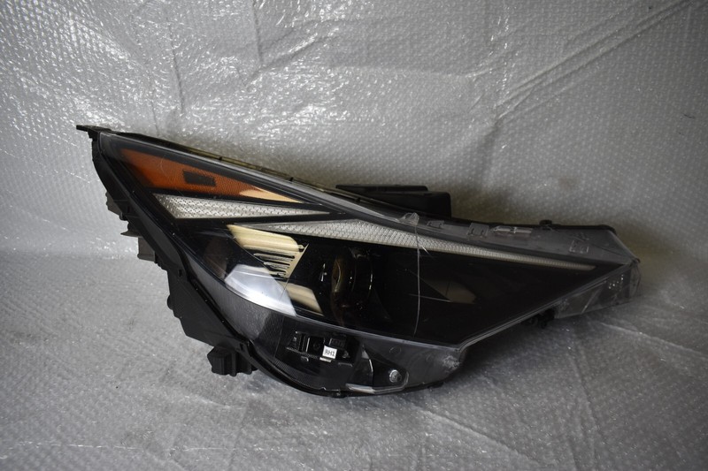 HYUNDAI ELANTRA HEADLIGHT RIGHT SIDE 2021-2023 FACTORY OEM