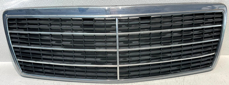 86-93 Mercedes-Benz 500 SEL Chrome Grille OEM