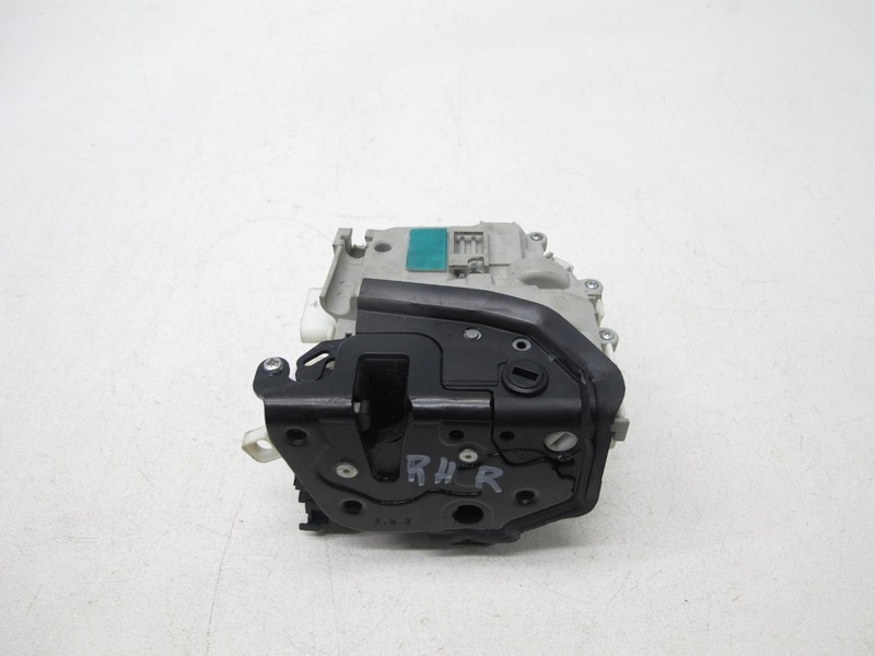 17-24 AUDI B9 A5 S5 A4 S4 SQ5 DOOR LATCH LOCK ACTUATOR REAR RIGHT OEM 051325B