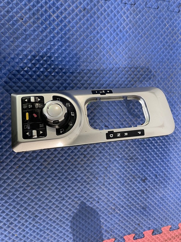 OEM RANGE ROVER L322 HSE 07-09 CENTER CONSOLE GEAR SHIFTER BEZEL TERRAIN OEM
