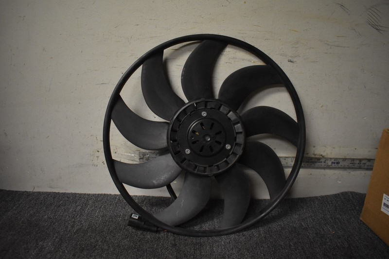 2010-2016 PORSCHE PANAMERA RADIATOR COOLING FAN FACTORY OEM