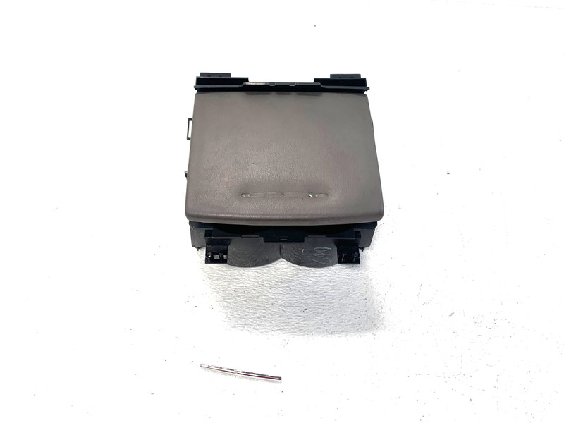 2008-2013 INFINITI G37 COUPE CENTER CONSOLE CUPHOLDER OEM #A0.32