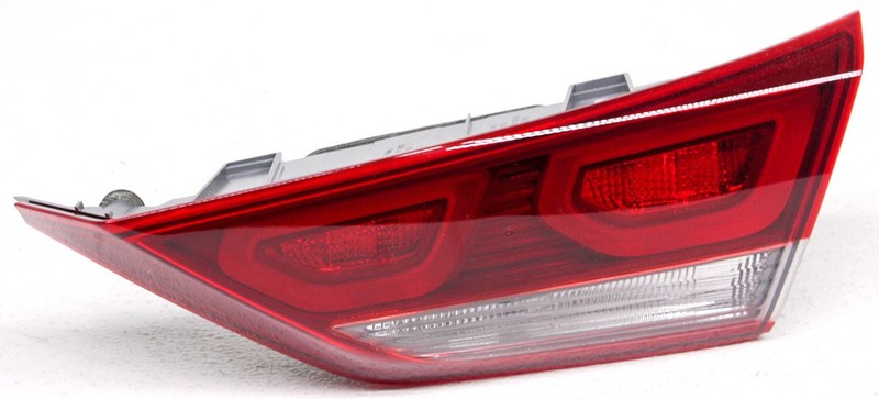 OEM Hyundai Elantra Sedan Right Passenger Side LED Tail Lamp Lens Chips
