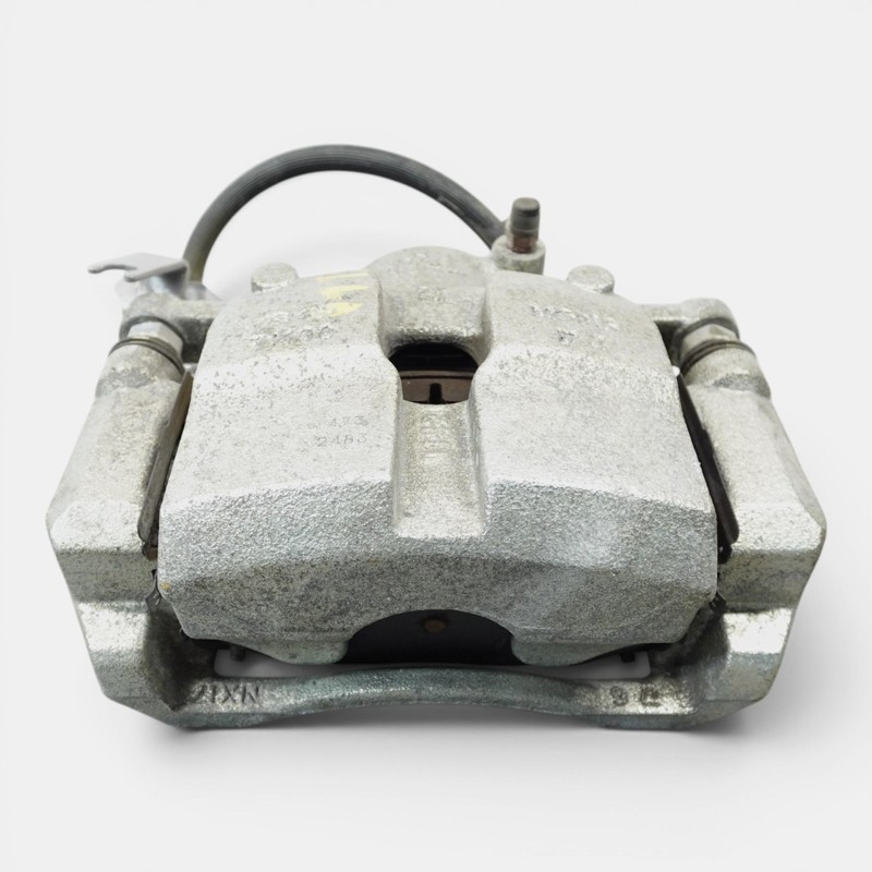 2023-2026 KIA SPORTAGE FRONT LEFT DRIVER SIDE BRAKE CALIPER WITH BRACKET OEM