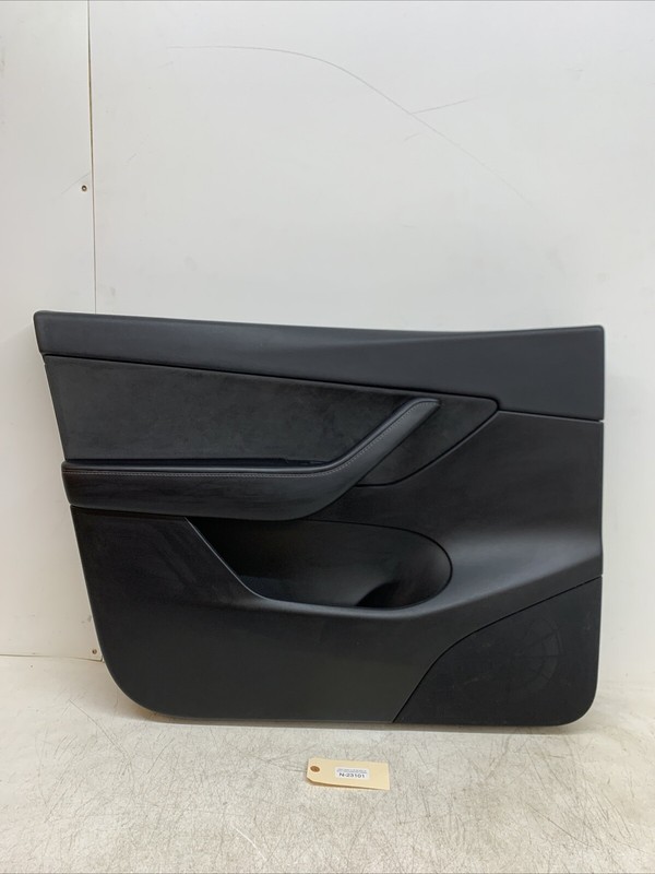 20-23 TESLA MODEL Y LEFT DRIVER SIDE FRONT DOOR TRIM PANEL 1497294-91-C 23101 1T