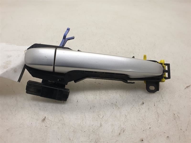 12-15 TOYOTA PRIUS 1.8L DRIVER SIDE REAR (EXTERIOR) DOOR HANDLE