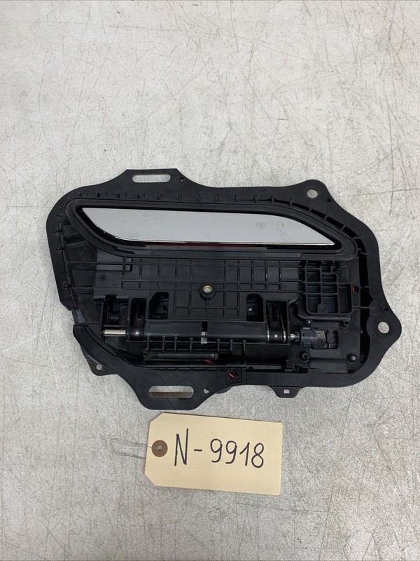 2012-2016 Model S Front Right Exterior Door Handle Outer 9918 B151