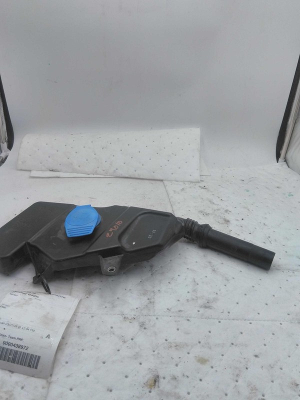 2015 AUDI A6 Washer Fluid Reservoir OEM Blue 2.0L 116K Miles NJ25-27010-689336