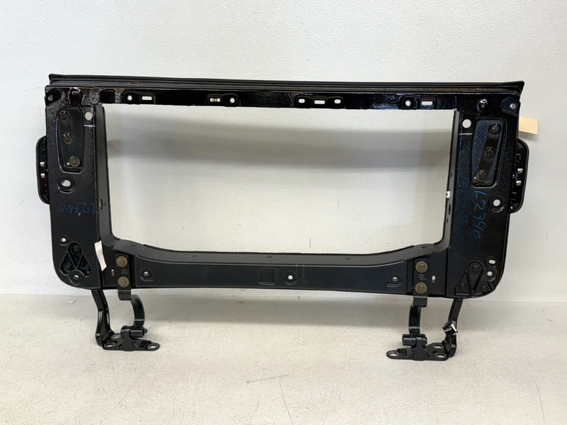 ⭐2016-2020 TESLA MODEL X REAR LEFT FALCOR DOOR UPPER GLASS FRAME ASY OEM LOT2740