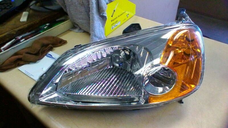 Driver Left Headlight Sedan Fits 01-03 CIVIC 103829