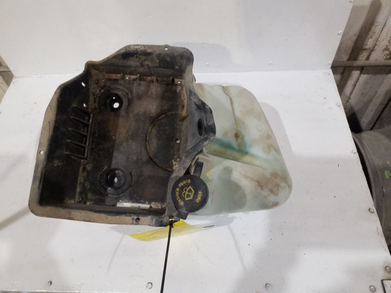 Wash Reservoir Fits 09-14 FORD F150 PICKUP 3396252