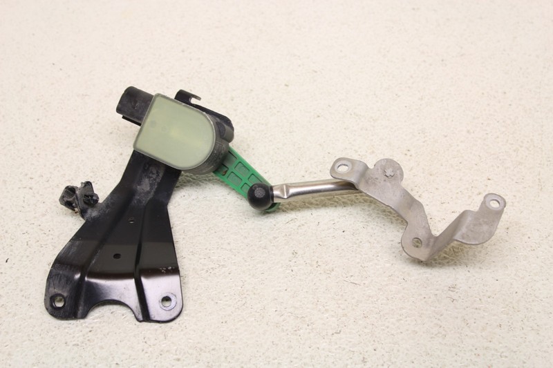 MK2 Audi TT TTS Rear Left Headlight Range Ride Height DCC Sensor Oem 2008-2015