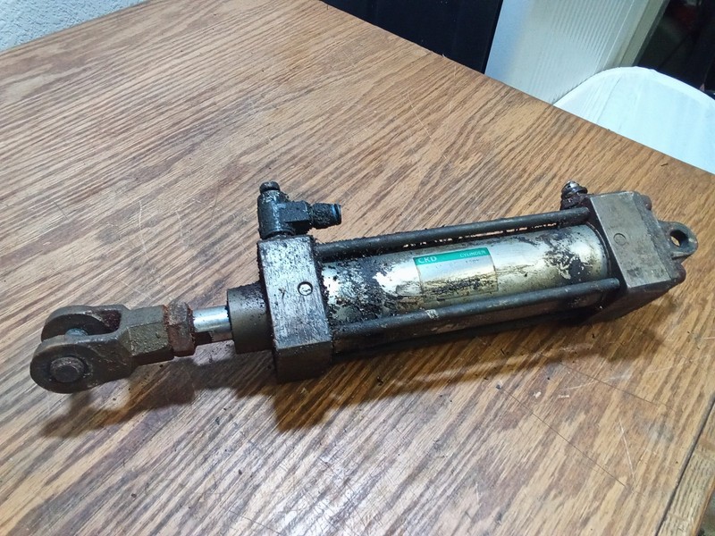 CDK Pneumatic Cylinder