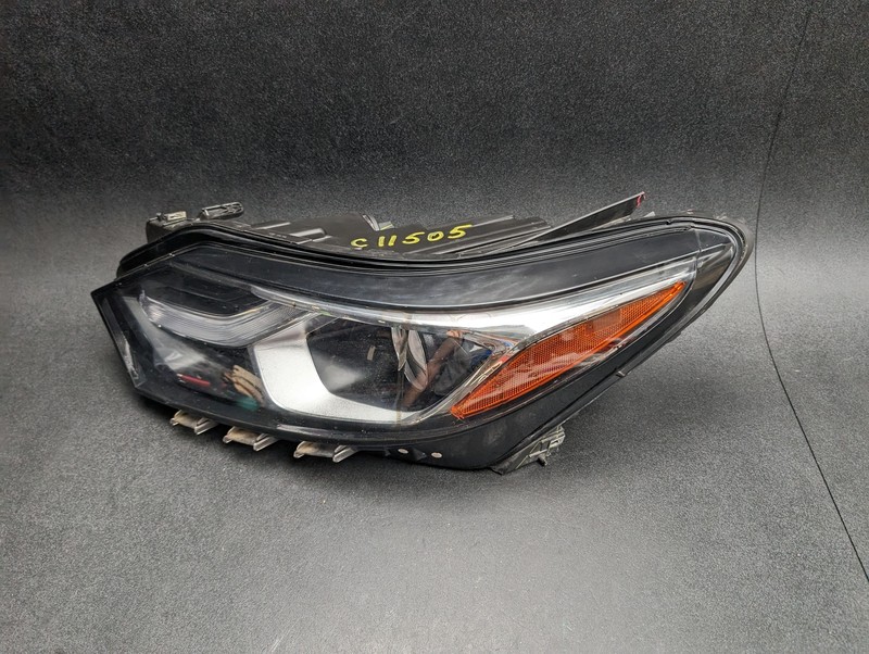 Front Left Headlight Halogen 2019 Chevrolet Equinox 84753435 2018 2020 2021 X