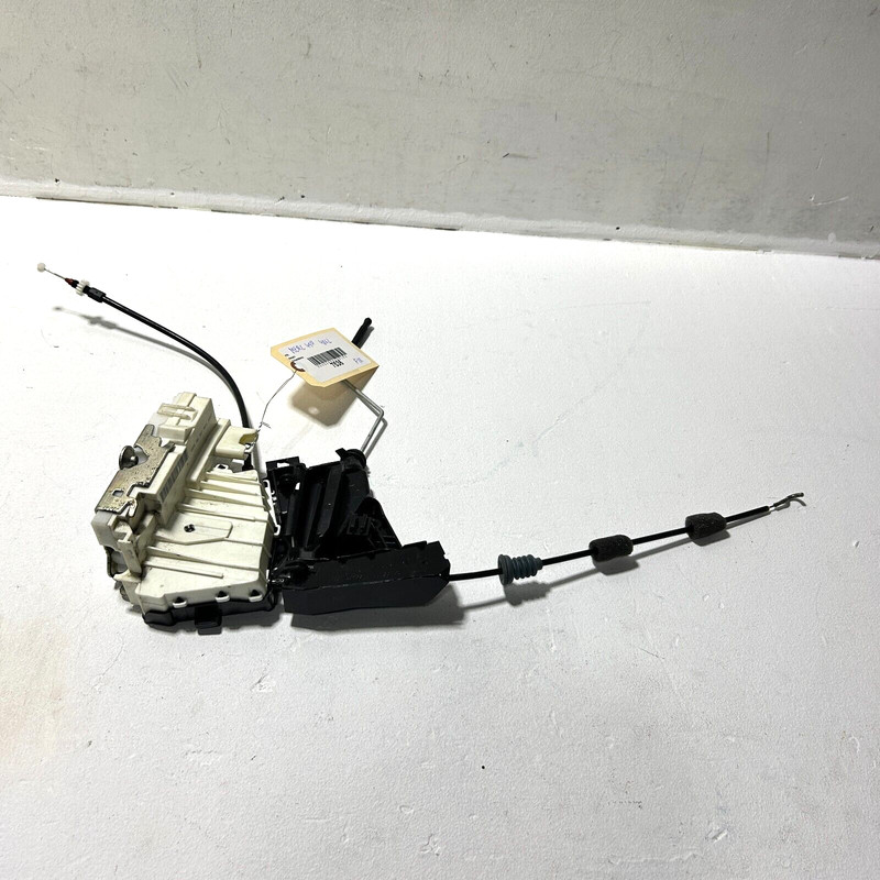 Door Lock Latch Actuator Front Right Passenger Mercedes-Benz GL450 2007-2012 OEM