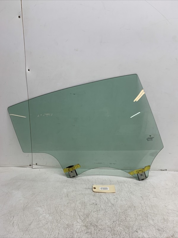 17-20 Tesla Model 3 Rear Passenger Side Door Window Glass Right 46004 S1