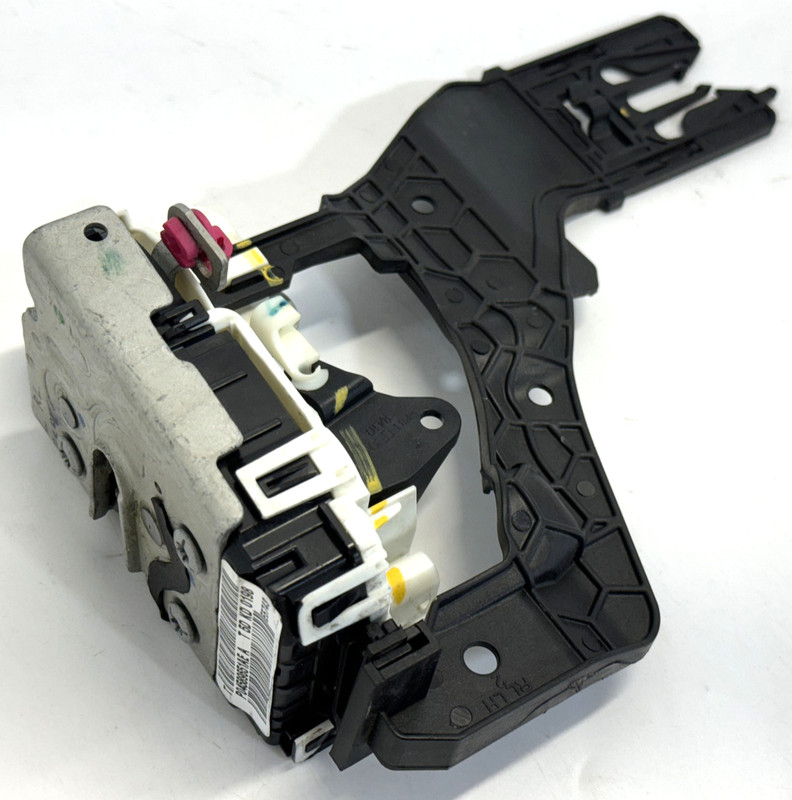 ✅ 2008-2024 RAM 1500 2500 3500 OEM REAR LEFT DOOR LATCH 04589417AI BRACKET