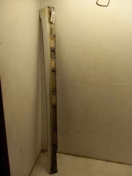 07 08 09 10 11 LEXUS GS450H DRIVER SIDE ROCKER PANEL MOULDING ASSEMBLY