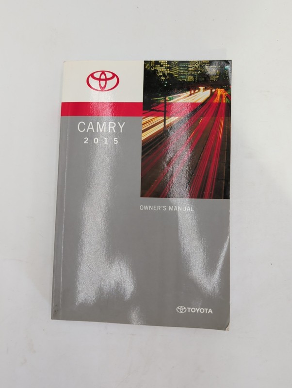 2015 Toyota Camry Owners Manual W/ Free Shipping