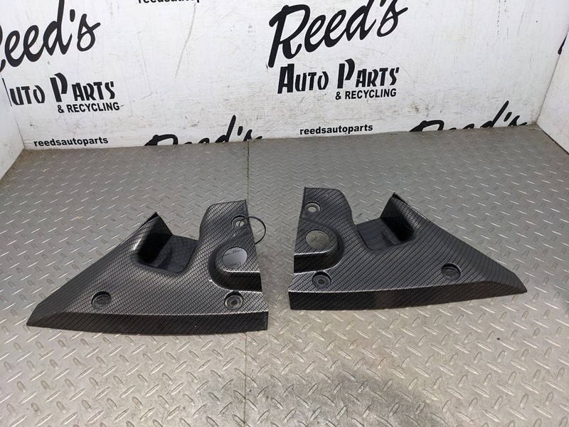 2010-2015 CAMARO SS TAIL LIGHT CLOSE OUT PANELS PAIR 10-15 1188579