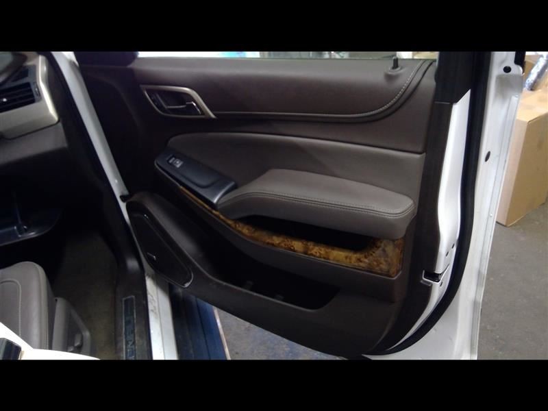 2015 DENALI XL Pasenger Right Front Door Trim Panel 910091