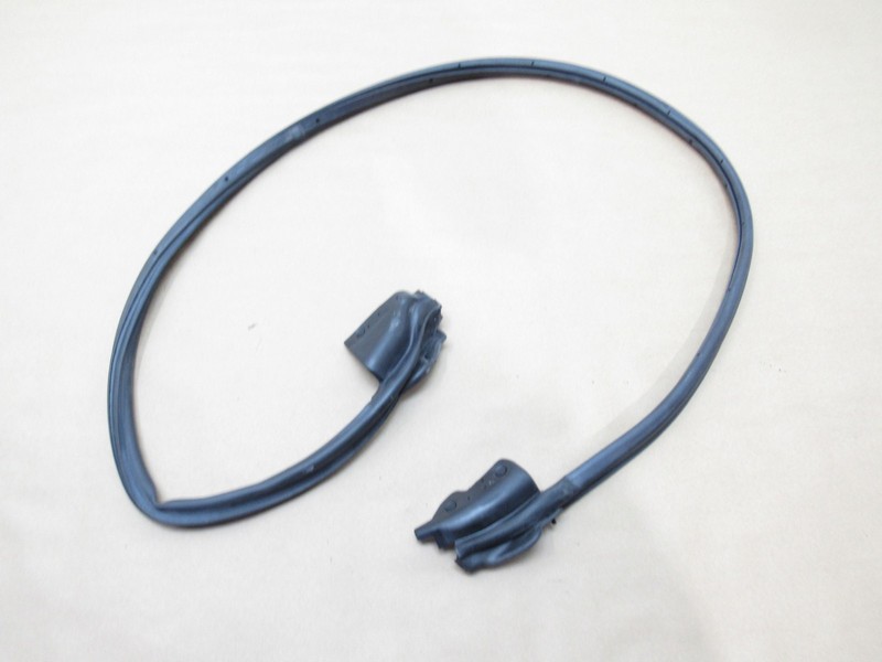 Nissan Z 2024 Front Right Passenger Door Body Lower Weather Strip Seal 22-25 |#3
