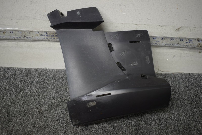 2017-2020 TESLA MODEL 3 FRONT BUMPER WHEELHOUSE LINER BRACKET FACTORY OEM