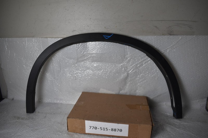 BMW X5 XDRIVE35I RIGHT FENDER FLARE 2014-2018 OEM 51-17-7-294-374