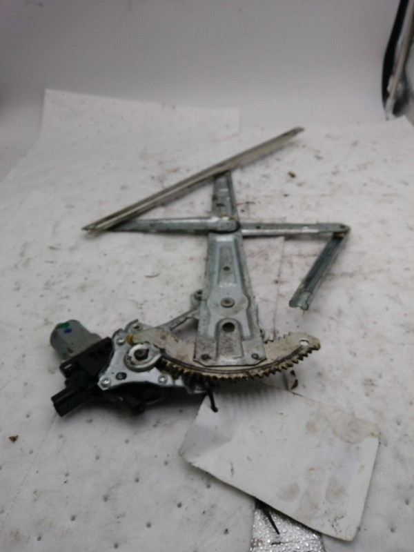 2016 Honda CR-V Left Window Regulator - Used, 126k Miles, OEM Quality