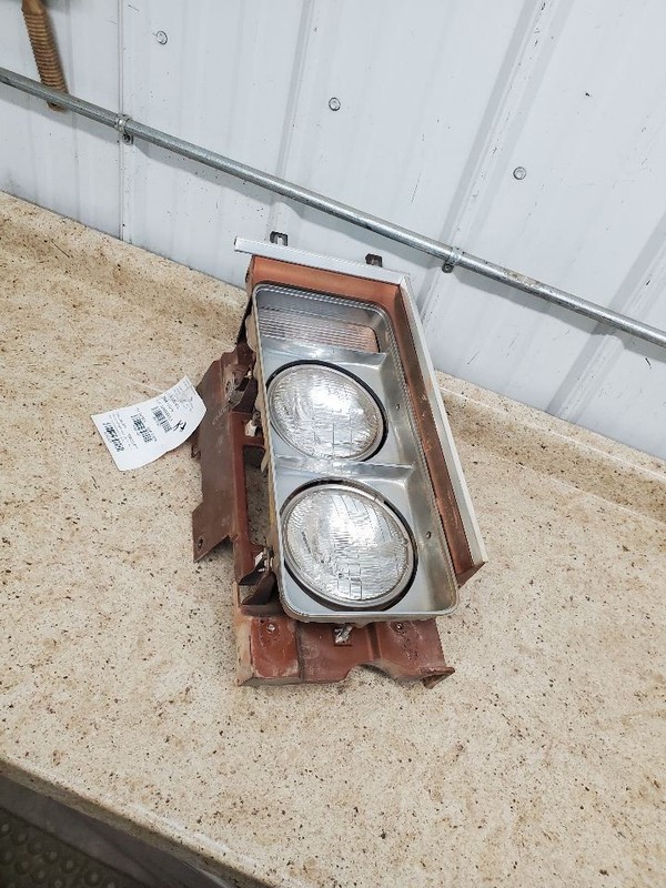 IMPALA1975 Headlight 309437