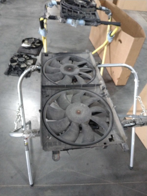 2003 Cadillac DeVille Engine Cooling Fan Motor OEM 4.6L 146k Miles Grey