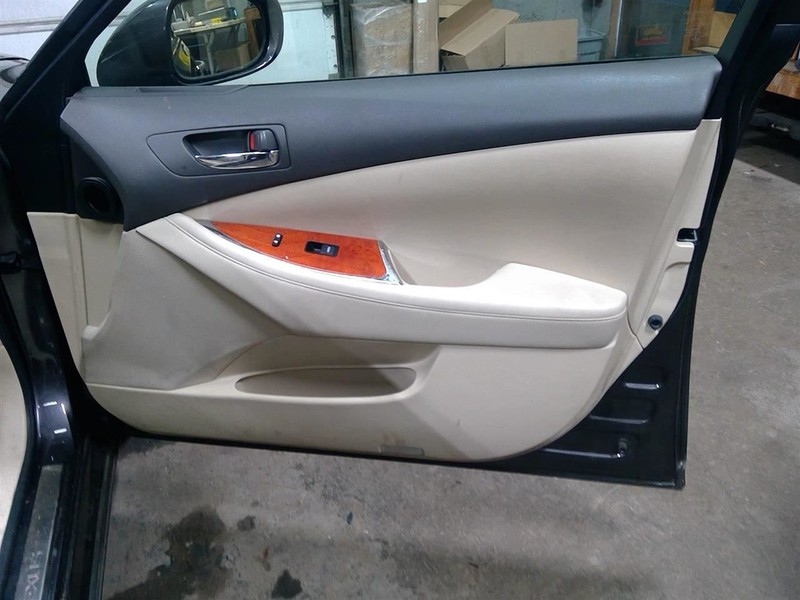 ES350 2010 Passenger Right Front Door Trim Panel 1760232