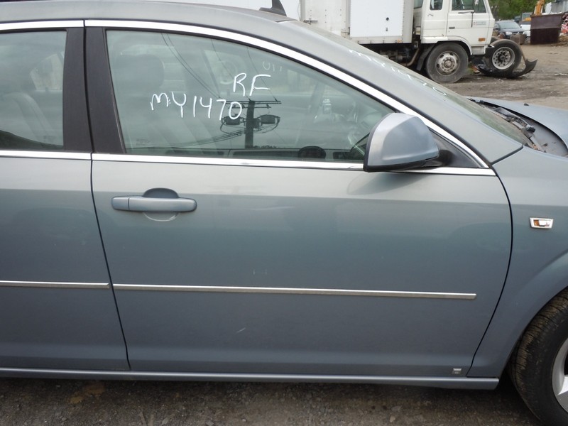 2007-2009 Saturn Aura Front Door Assembly Passenger Right OEM U400P