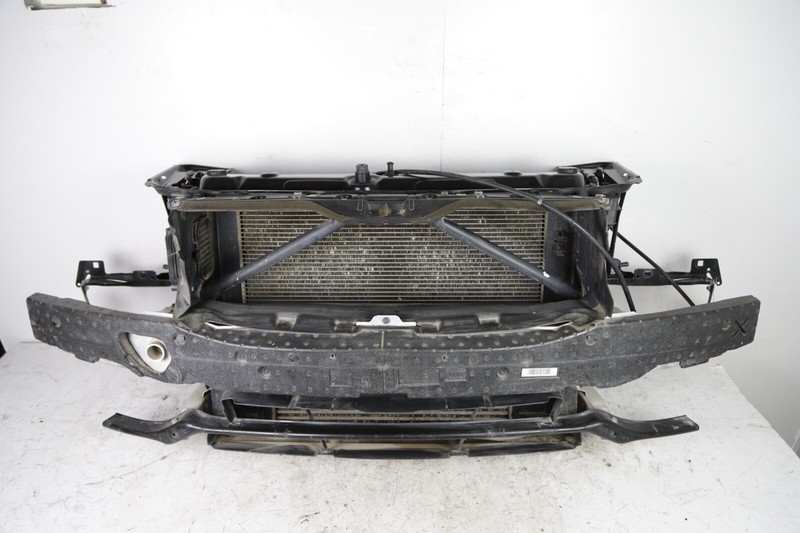 2012-2018 BMW F30 320i 328i N20 Radiator Condenser Fan Core Support Clip OEM