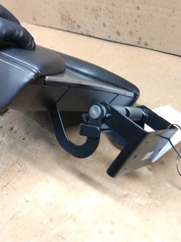 Used Front Lower Center Console fits: 2015 Nissan Murano floor Front Lower Grade