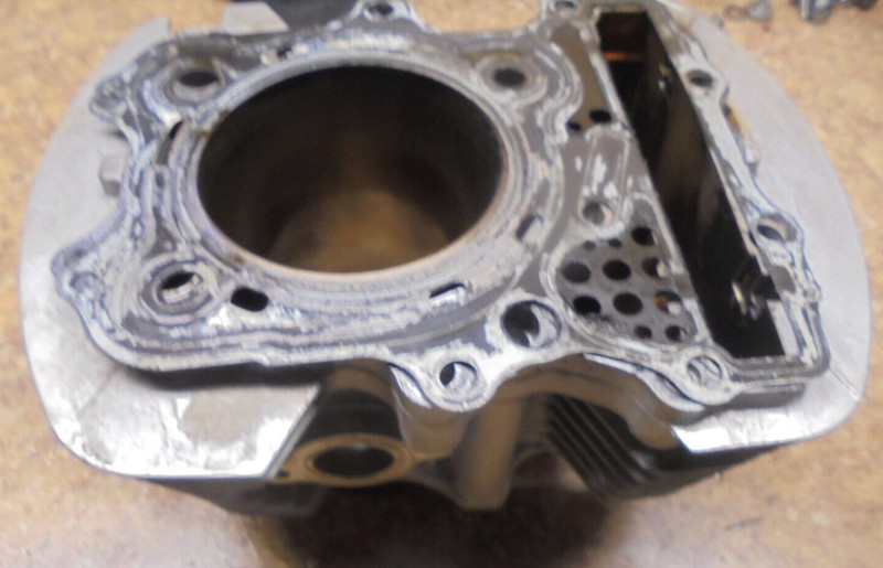 2003 Honda Shadow VT1100C VT1100 VT 1100 C Engine Front Cylinder Jug Barrel 03