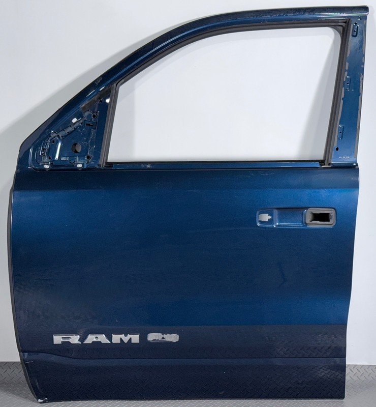 ✅ 2019-26 RAM 1500 5th Gen OEM FRONT LEFT DRIVER SIDE DOOR SHELL Blue PPX Damage