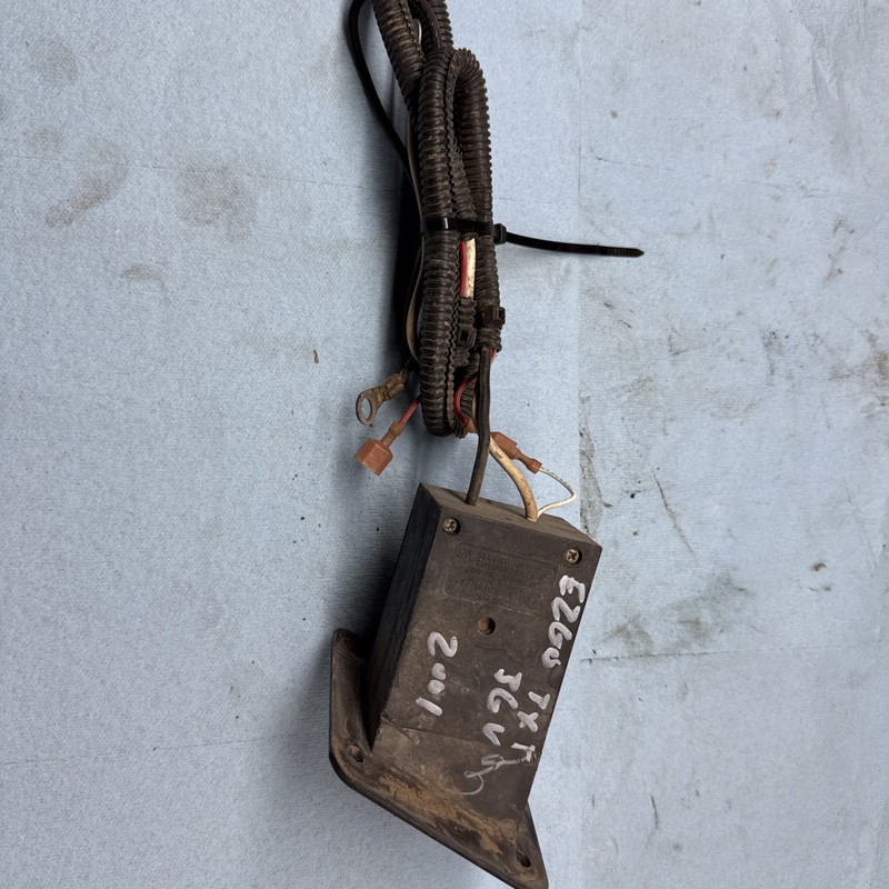 2001 Ezgo txt Golf Cart 36v charger receptacle good