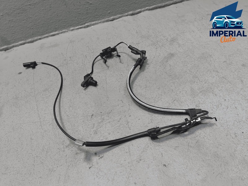 TOYOTA SIENNA 2011-2020 FRONT LEFT DRIVER SIDE ABS WHEEL SPEED SENSOR OEM