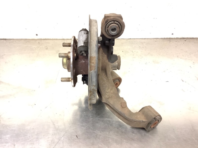 03-05 Civic 1.7L ABS Left Rear Drum Suspension Knuckle Spindle Stub Hub OEM