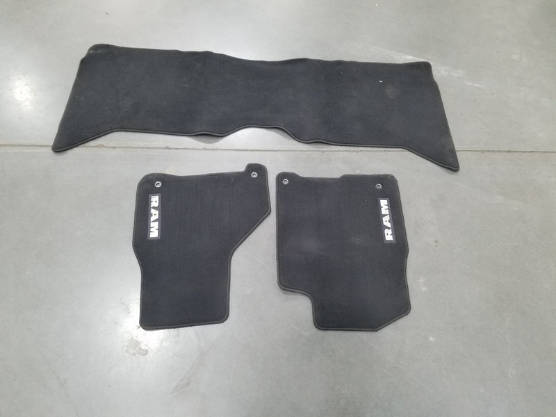 2018 Ram 3500 Laramie DRW Diesel 4x4 Carpet Floor Mat Set #5222 V10