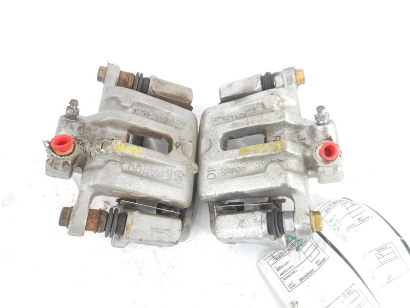 GMC Terrain Brake Caliper Pair Rear Driver Left Passenger Right OEM 2010-2017