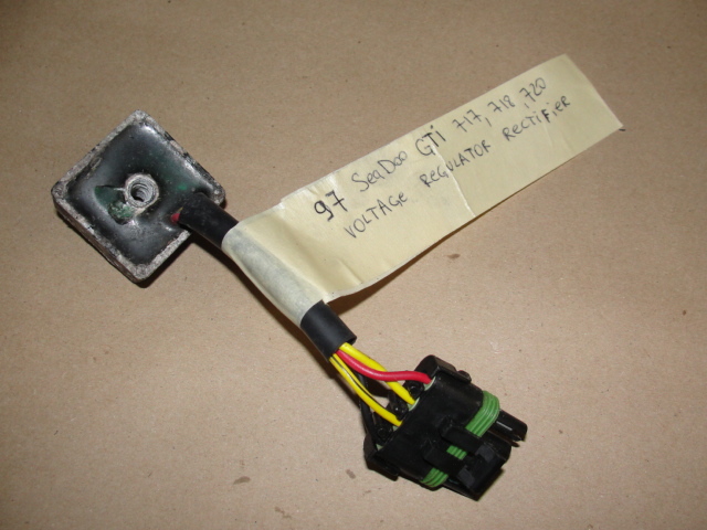 97 SEADOO GTI 717 718 720 VOLTAGE REGULATOR RECTIFIER