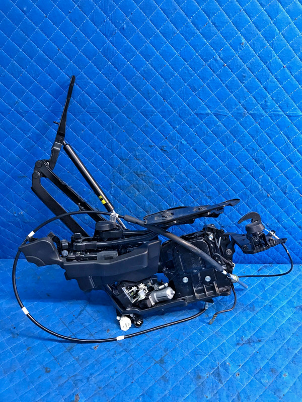 10-15 LEXUS IS250 CONVERTIBLE REAR RIGHT TRUNK LID HINGE W MOTOR 63240-53010