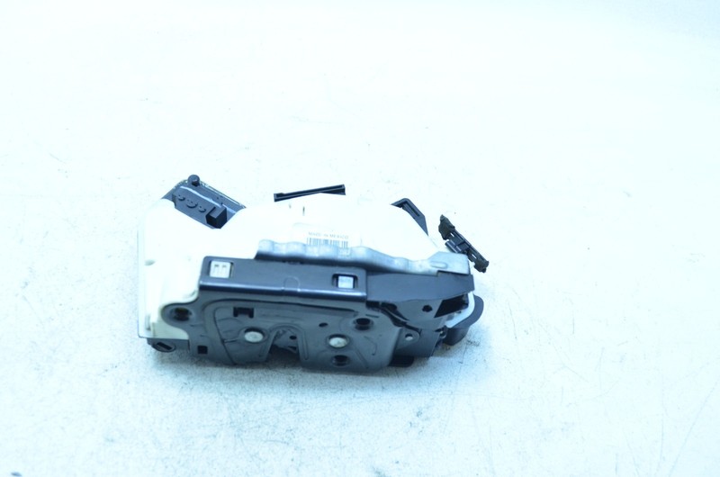 12-19 VOLKSWAGEN BEETLE FRONT RIGHT PASSENGER DOOR LOCK LATCH ACTUATOR OEM