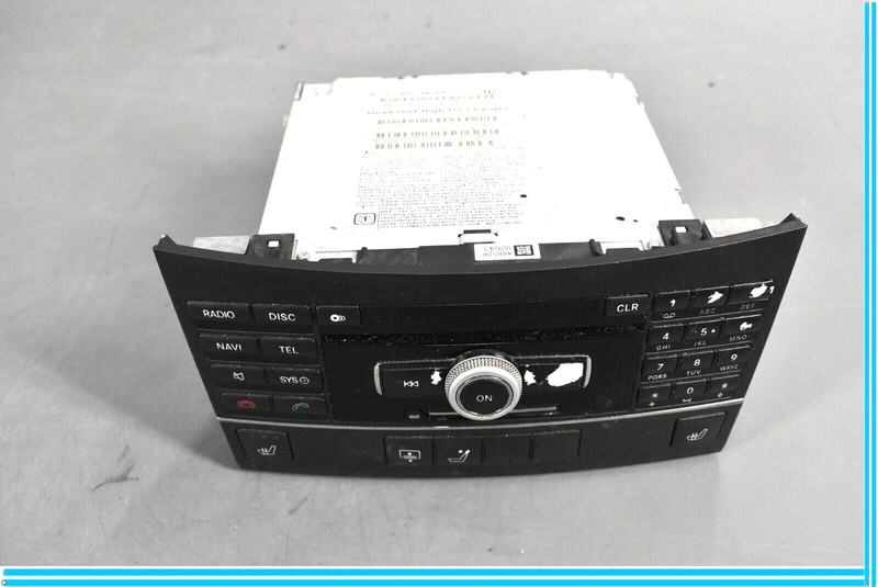 10-11 Mercedes W207 E63 E350 CD Changer Radio Command Head Unit 2129008604 OEM